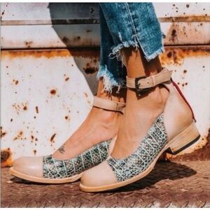 Freebird Marilyn shoe